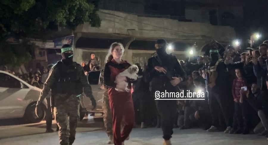 10 החטופות ששוחררו בדרכן לבתי החולים | חמאס והג'יהאד שיתפו פעולה במהלך השחרור