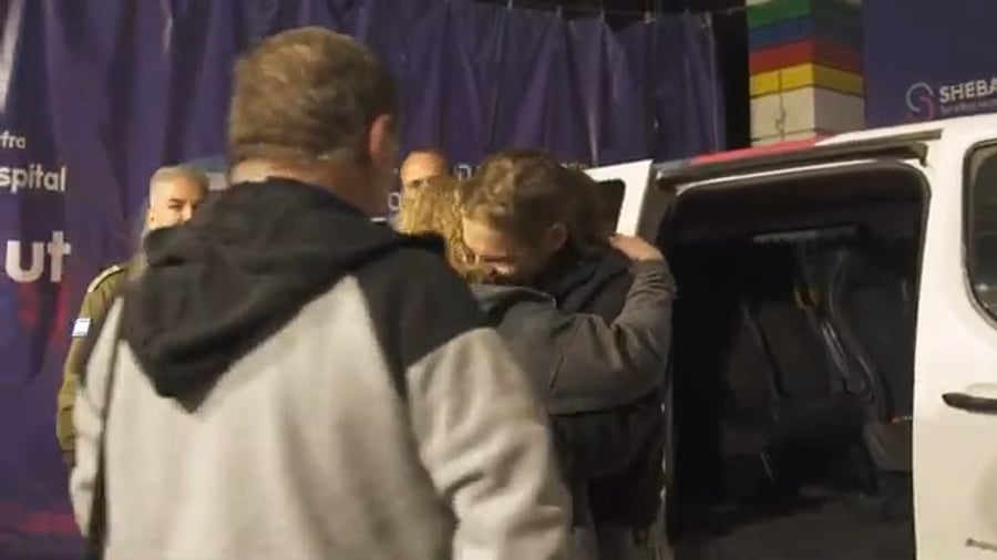 רון קריבוי נפגש לראשונה עם הוריו