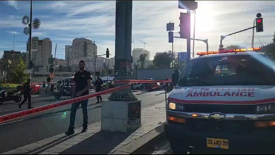 זירת הפיגוע, הבוקר