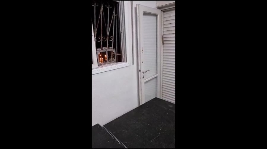 בבית ובחוץ - ההדלקה של הגר"ב אלישיב