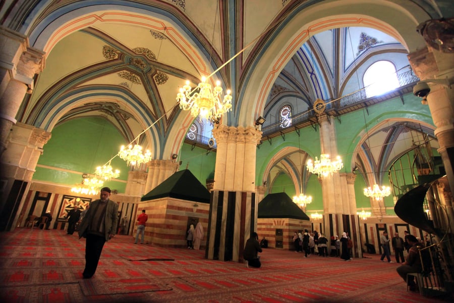 מסגד בחברון | ארכיון