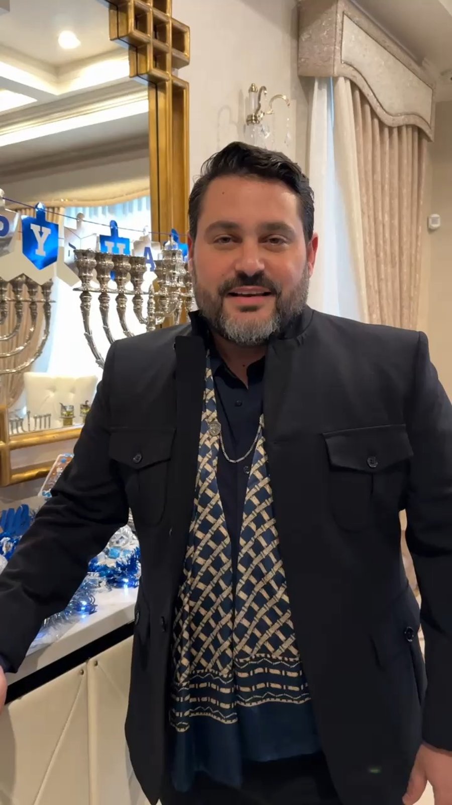 דבריו של גד אלבז - לפני המופע