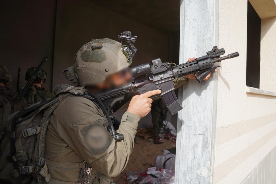 ירי ללא הפסקה: צפו בפעילות כוחות צה"ל ברצועת עזה