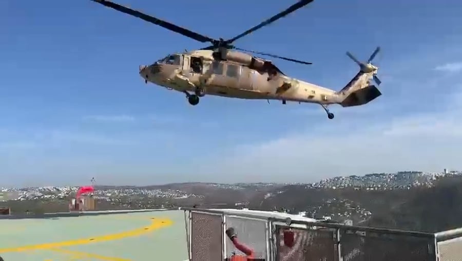 מסוק מפנה פצועים מעזה לבית החולים הדסה עין כרם בירושלים
