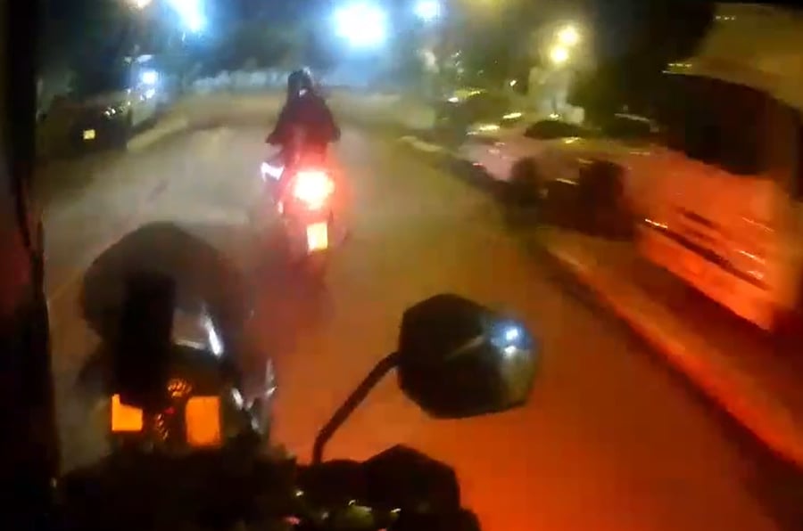 המרדף אחר רוכב האופנוע