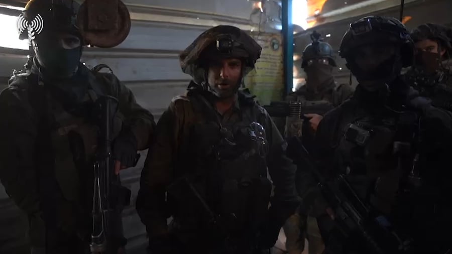 מפקד גדוד 8105, סגן-אלוף ארז