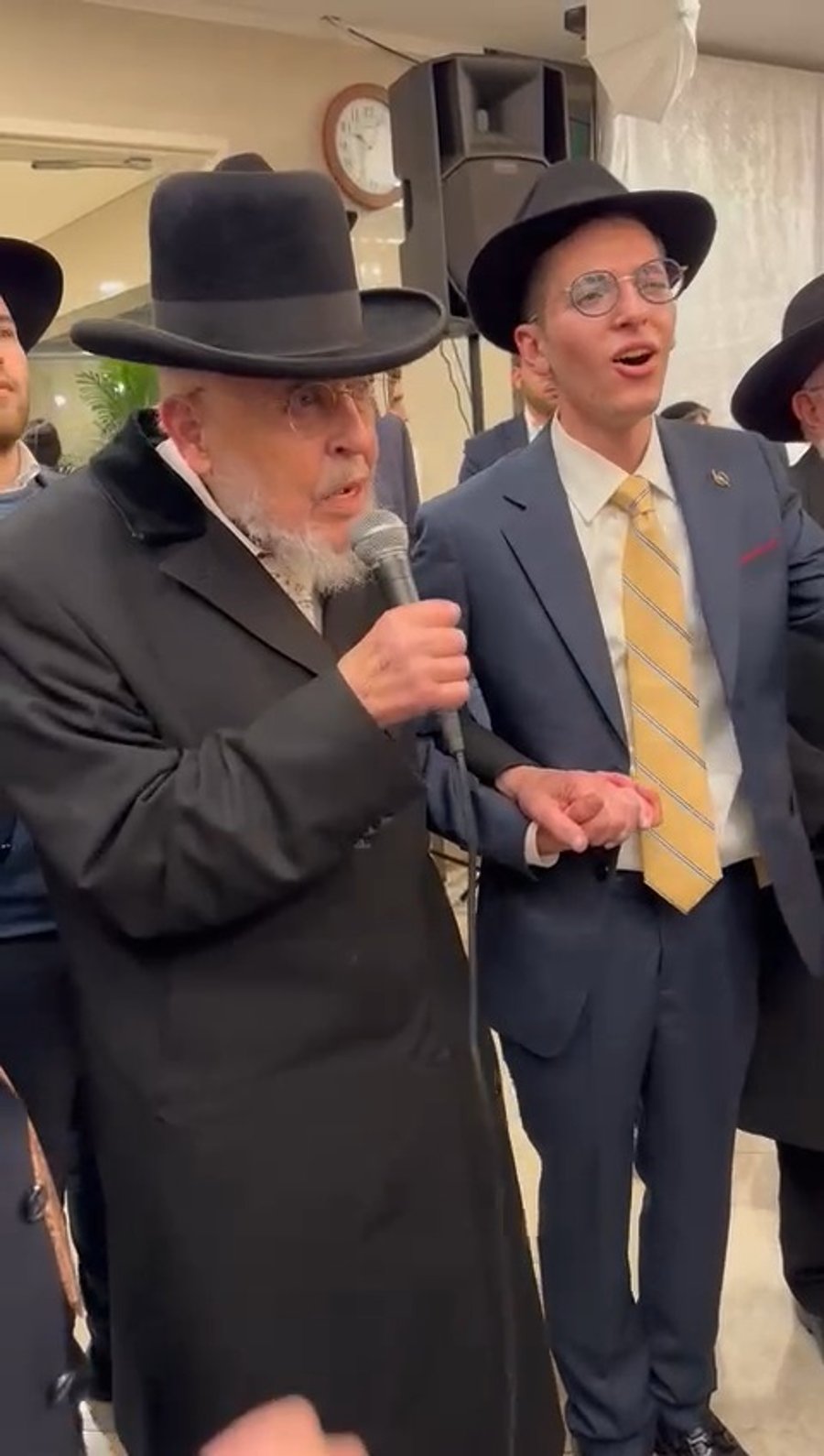 הגאון רבי יצחק אזרחי באירוע