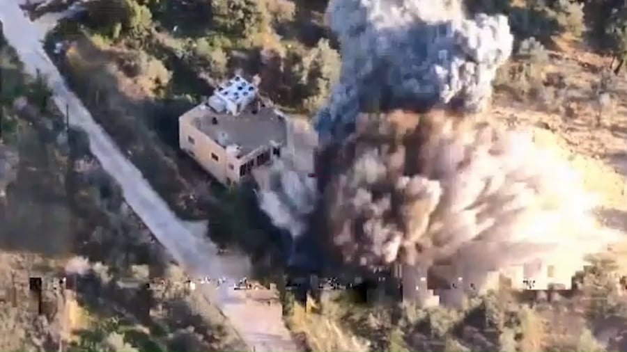 תיעודים מתקיפות צה״ל בשטח לבנון