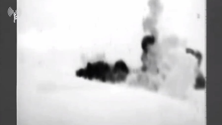 צפו בתיעוד מהתקיפות הערב במארון א-ראס, דרום לבנון