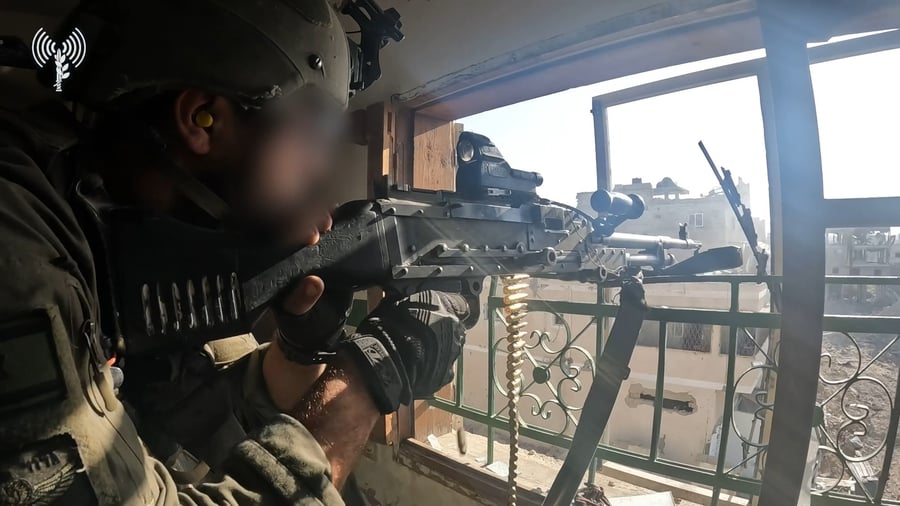 תיעוד ממצלמות הקסדה של לוחמי צוות הקרב של חטיבת הצנחנים במערב חאן יונס