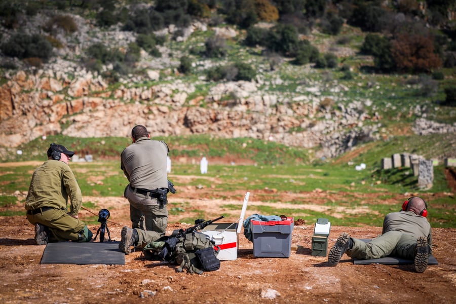 אימוני צלפים סמוך לגבול ישראל עם לבנון