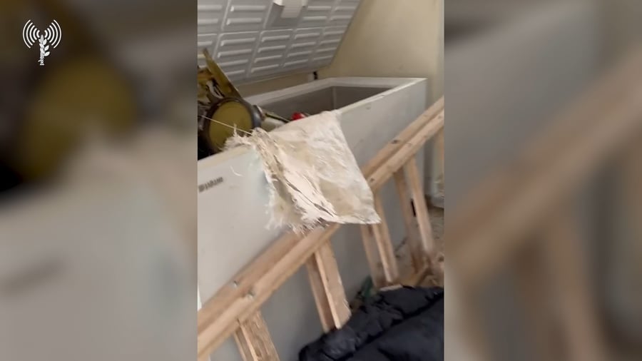 משגר הרקטות והטיל ארוך הטווח - בתוך המקרר