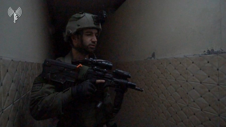 סינק של מפקד גדוד 932, סגן-אלוף דותן