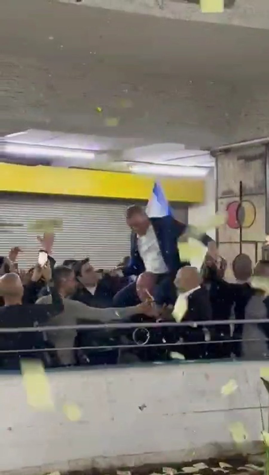 מרימים את מתן דיל לאוויר