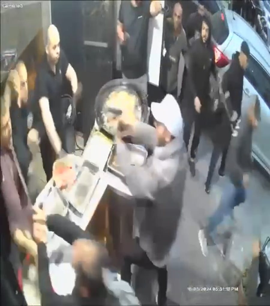 התיעוד מדוכן הפלאפל