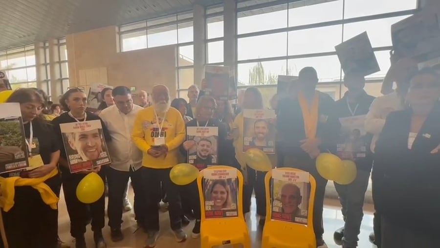 צפו בדברי האם