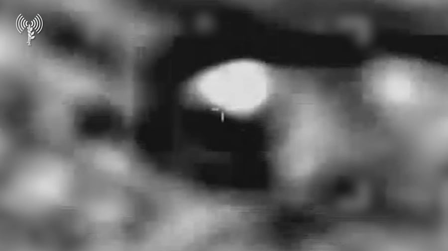 תקיפות של תשתיות אמל"ח בלב אוכלוסיות אזרחיות בלבנון