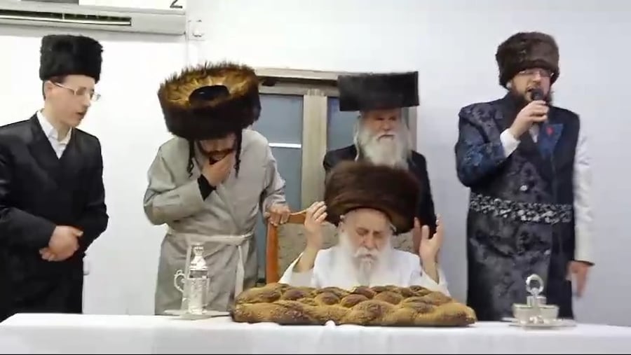 האדמו"ר מבוטשאן בטיש פורים