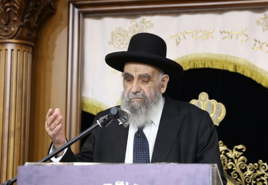 האזינו לדבריו של הרב צדקה