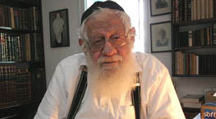 הרב יצחק (איקא) ישראלי.