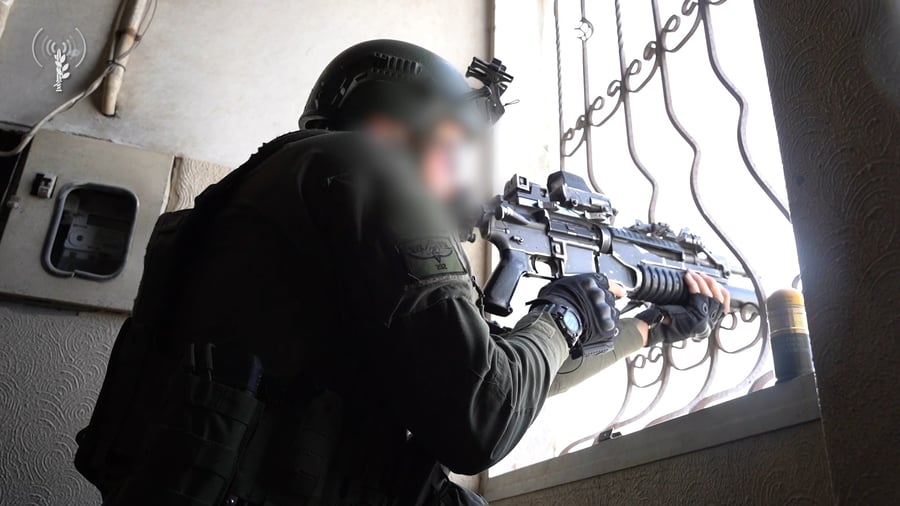 תיעוד מהלחימה של לוחמי גדוד 202 בחאן יונס