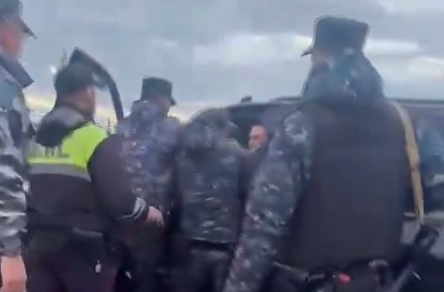 רק ברוסיה: השוטרים הצ'צ'נים לא אהבו שעצרו את השר שלהם -  כך זה נגמר 