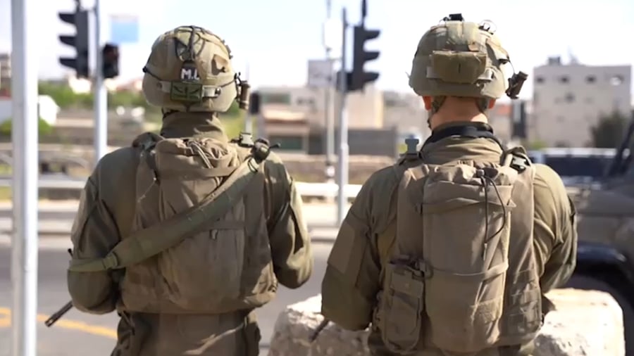 סמל-ראשון א׳ וסמל-ראשון מ׳ משחזרים את נטרול המחבלים