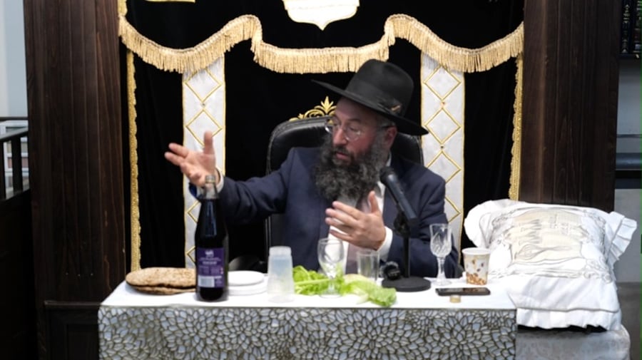 עשיית ליל הסדר בהידור עם המחשה והדגמה מפי הגאון רבי בנימין חותה בבית מדרשו אהל רחל ביתר עילית