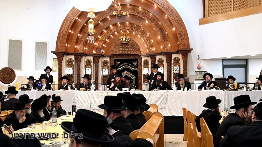 טיש הילולא בקאליב