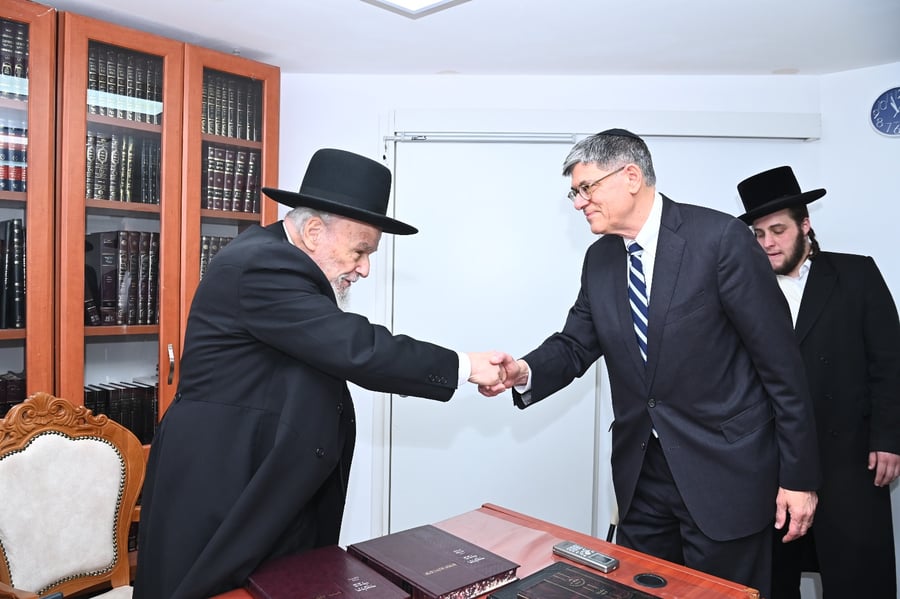 ביקור שגריר ארצות הברית ג'ק לו, בבתי גדולי ישראל