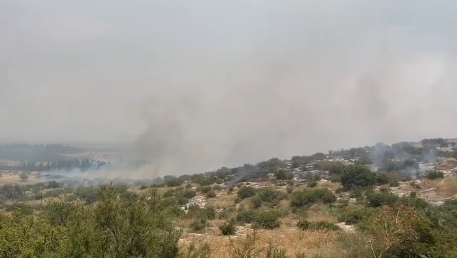 השריפות מנפילות הרקטות בעמק החולה