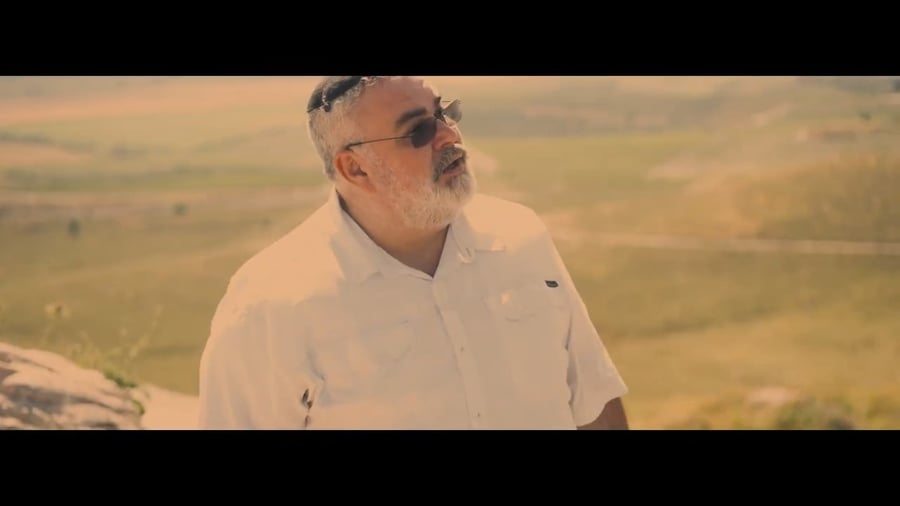 שמעון סיבוני בסינגל קליפ חדש: "אם אשכחך"