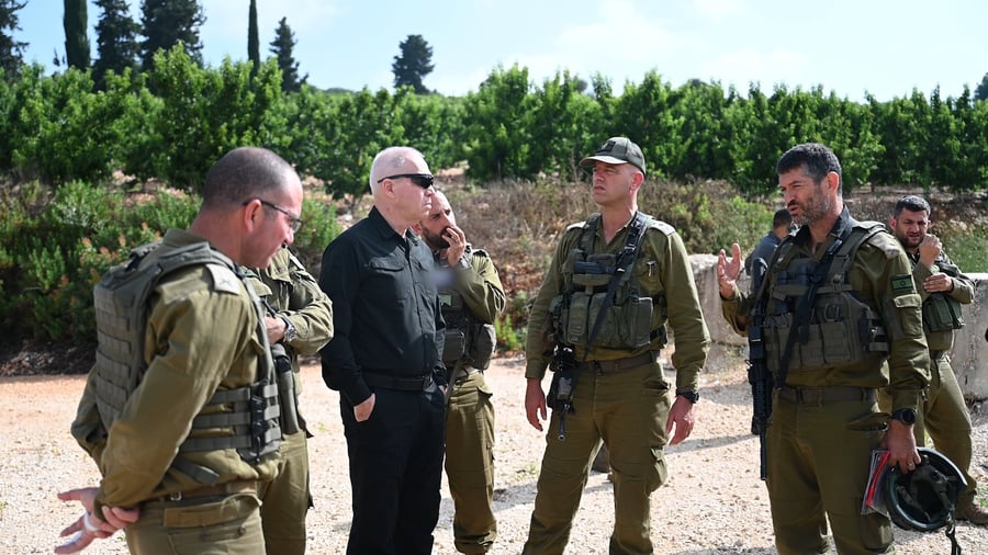 השר גלנט בהערכת מצב