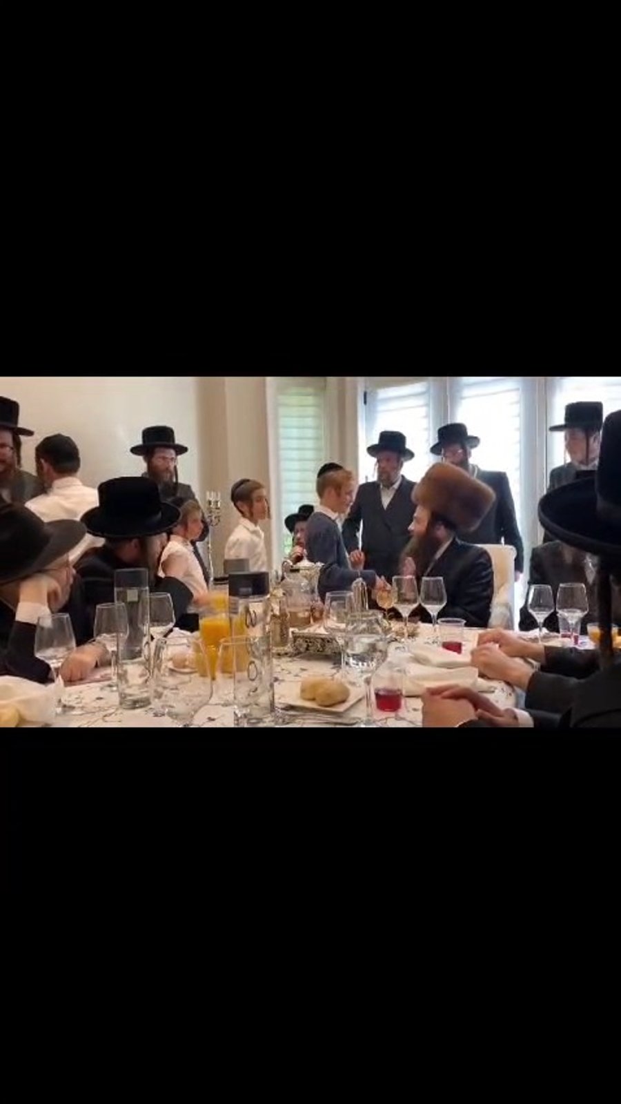 האדמו"ר מוהרי"ש מקאסוב בטיש ר"ח