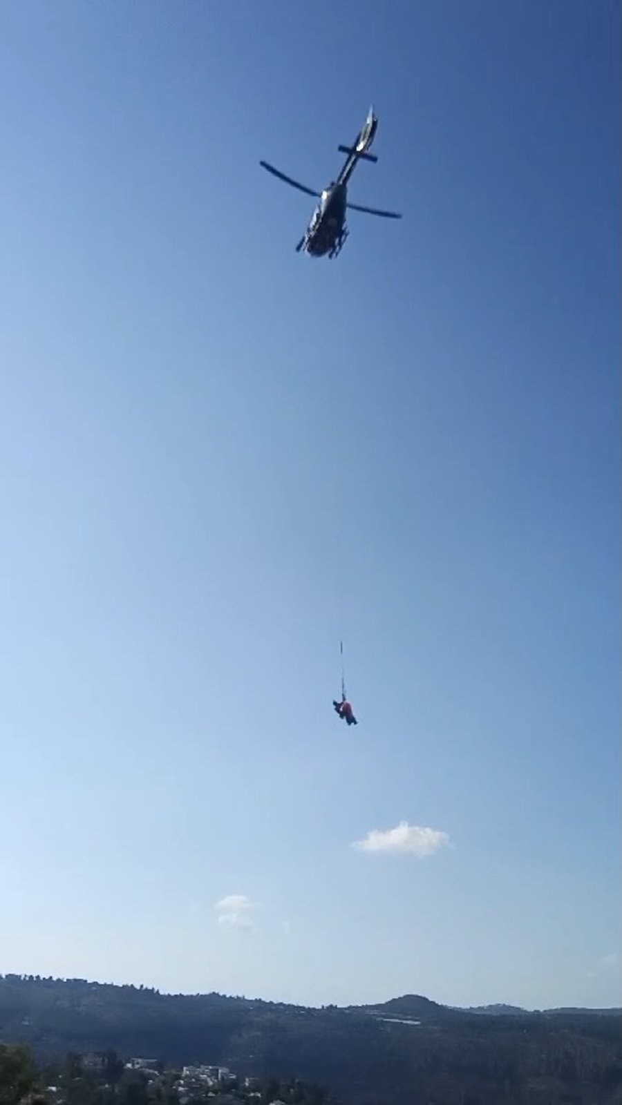 החילוץ עם המסוק