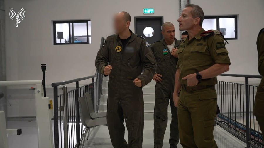 סגן הרמטכ״ל בבסיס נבטים | תיעוד