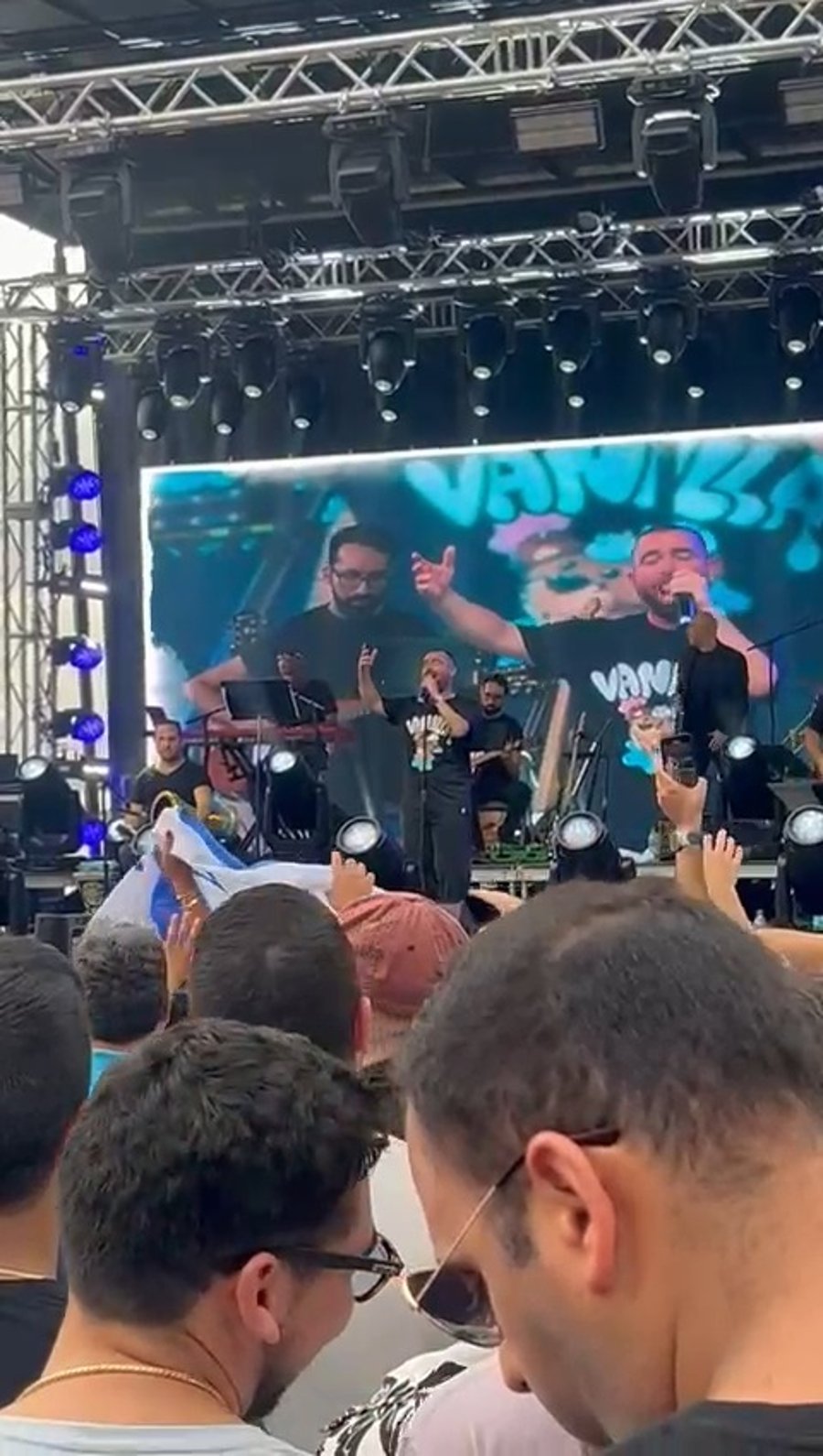 עומר אדם בניו יורק