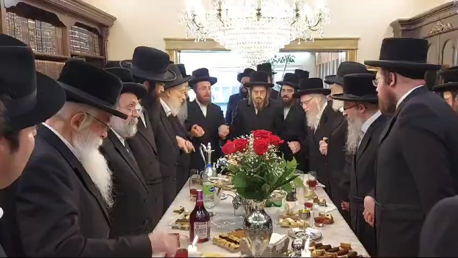 מעמד הקבלת פנים בבית האכסניה