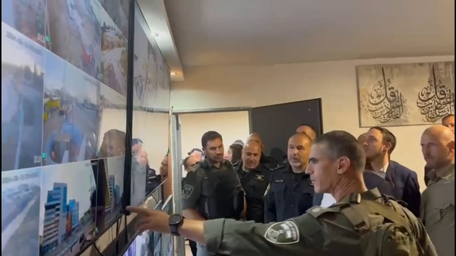 השר בן גביר במבצע המשטרתי