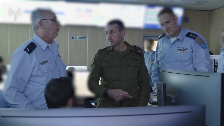 הרמטכ"ל לפני זמן קצר בבור