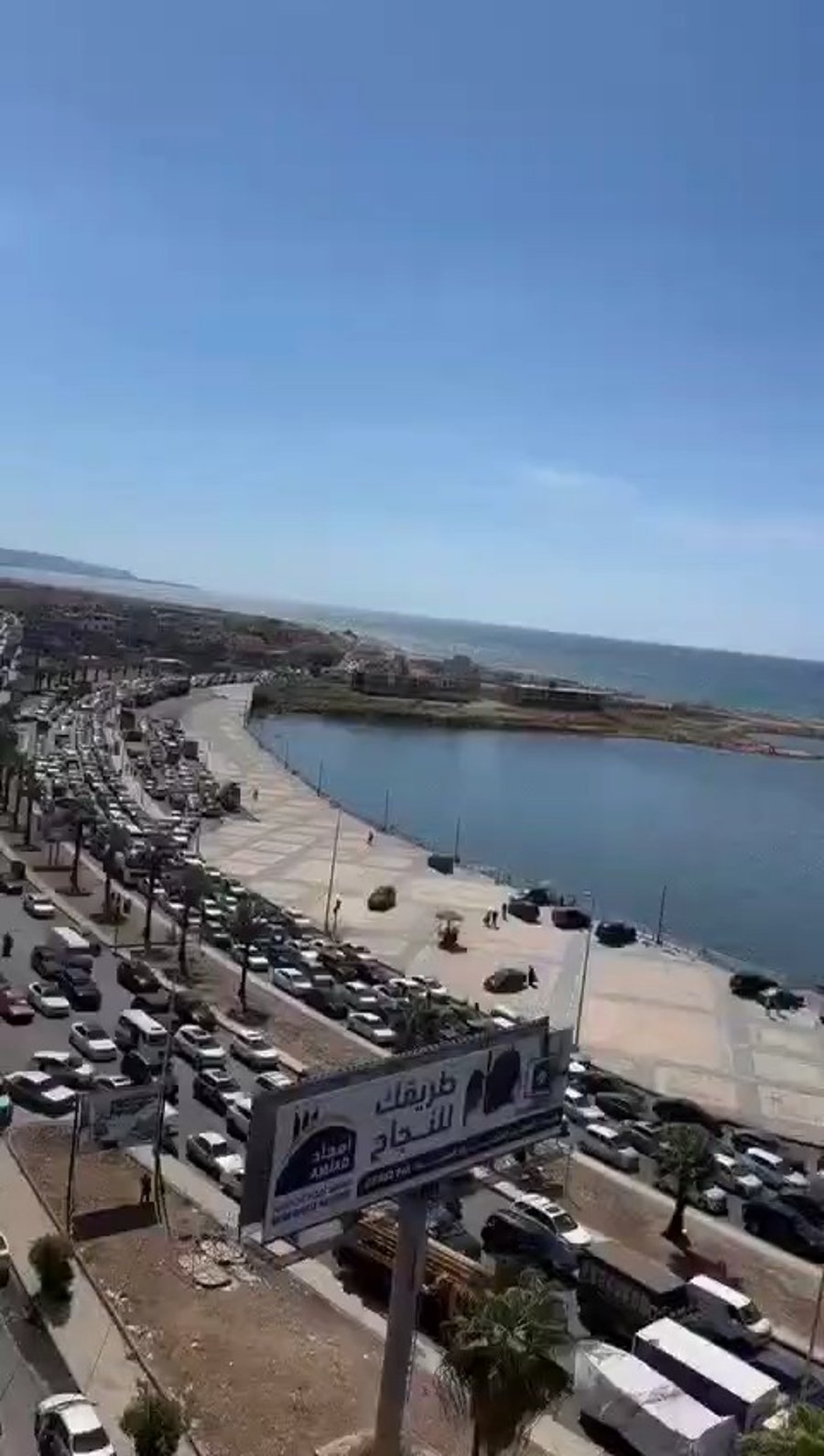 בורחים מדרום לבנון: פקקי ענק בצידון - דרום לבנון