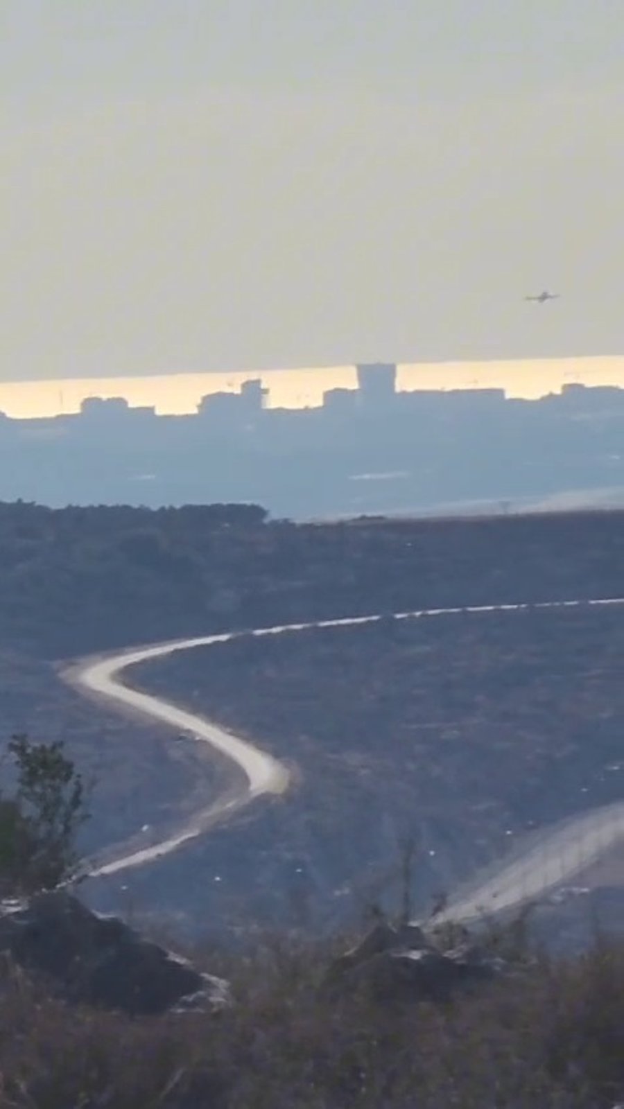 "תל צרדה" המקראית, פה התגוררו ירבעם בן נבט, ויוסי בן יועזר | סרטו של ישראל שפירא