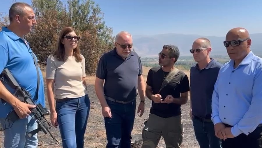 ליברמן בכפר גלעדי