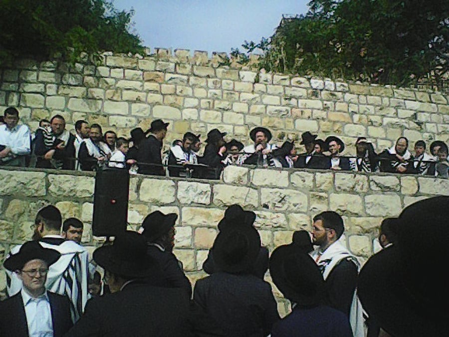 סיבוב השערים ליד הר הבית
