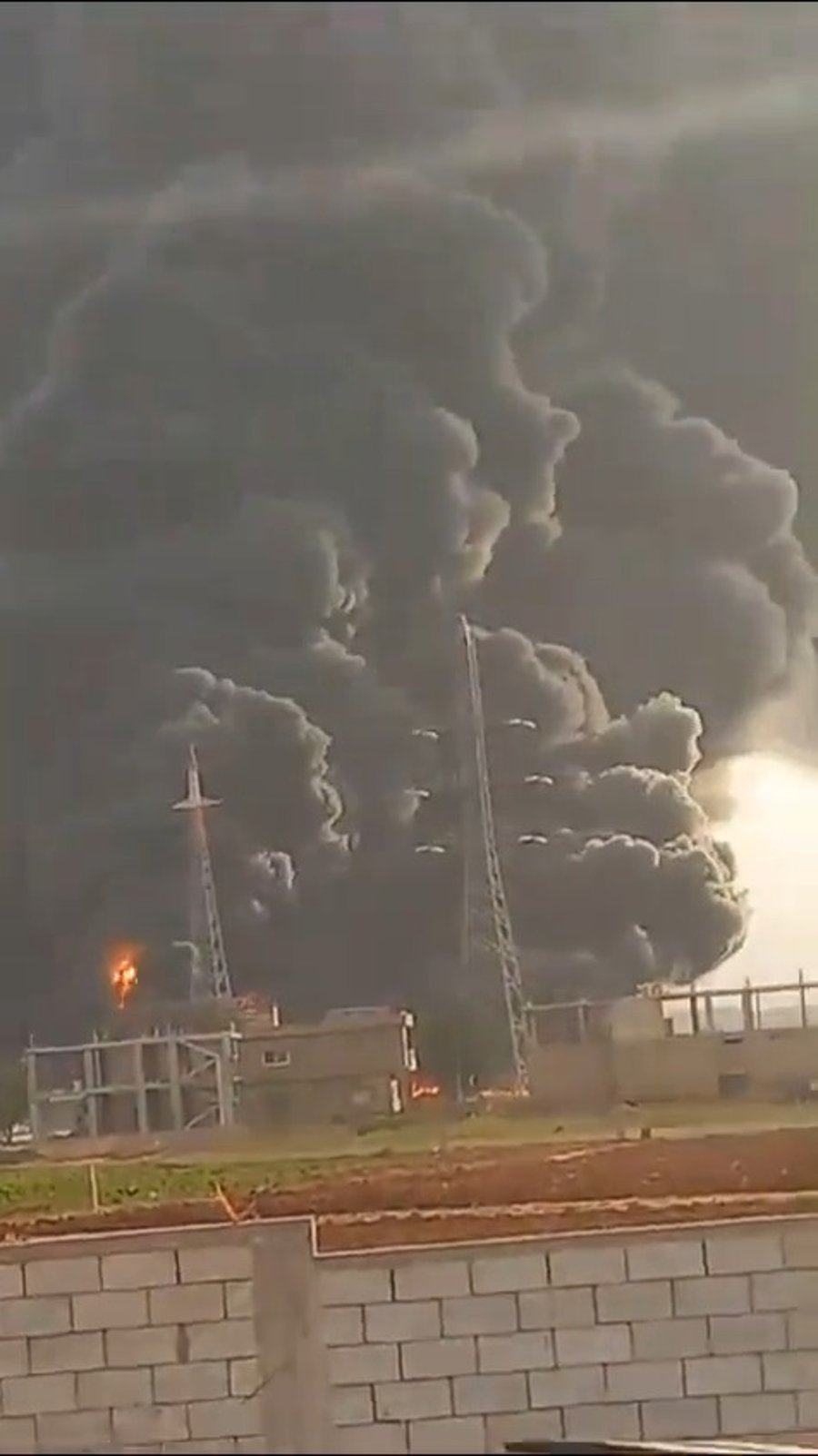 תקיפות צה"ל בבעלבכ בזמן נאומו של מזכ"ל החיזבאללה נעים קאסם