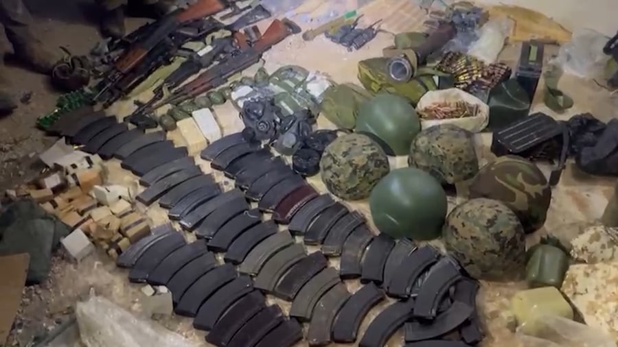 אמצעי הלחימה שאותרו במחסן