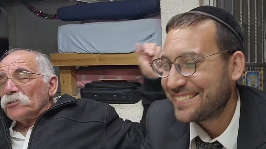  ז'אבו ארליך ע"ה בחג סוכות האחרון מגיב לדברי כותב השורות על עזה בנחלת אפרים כדברי הגר"א