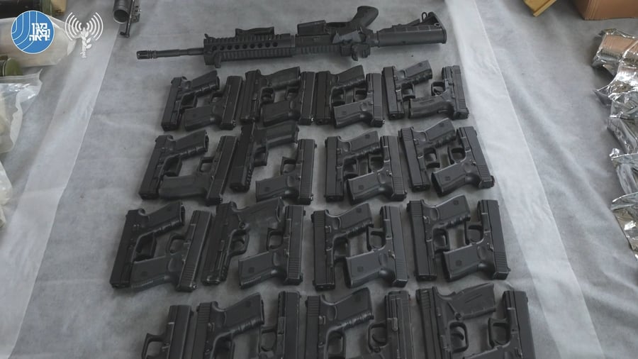 תיעוד האמל"ח האיראני שנתפס על-ידי שב"כ וצה"ל