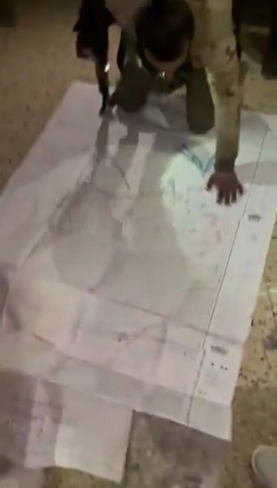 תיעוד מהחיפושים במתחם הכלא