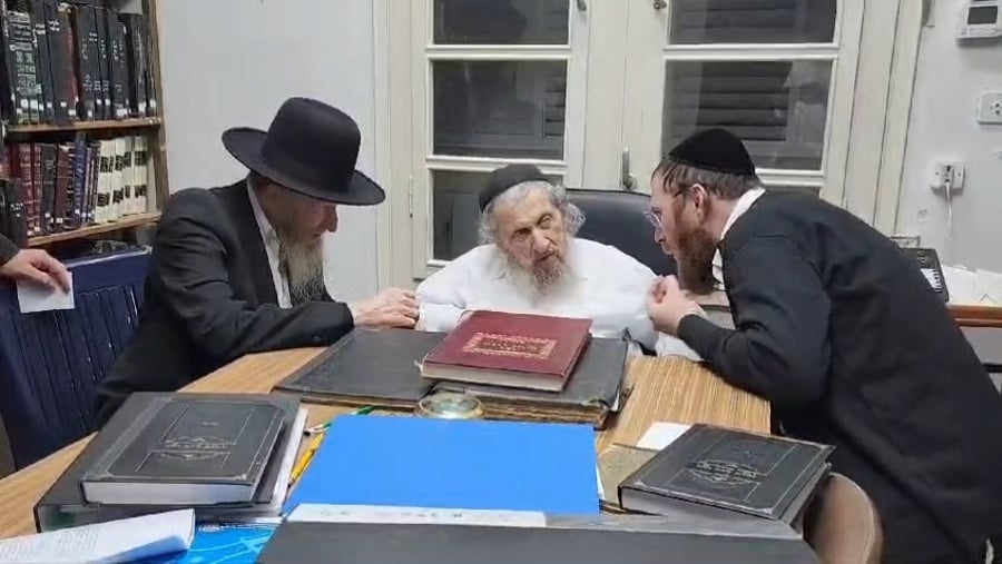 השיחה המלאה בין המנהיג למשגיח